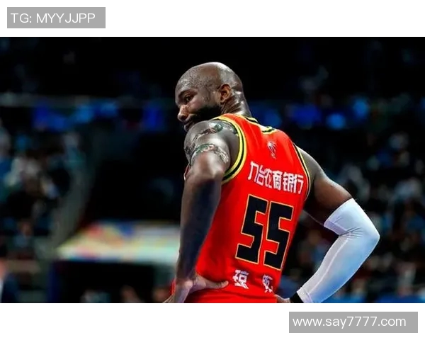 琼斯自信谈CBA表现称退役后当教练是愚蠢选择 琼斯自信谈CBA表现称退役后当教练是愚蠢选择