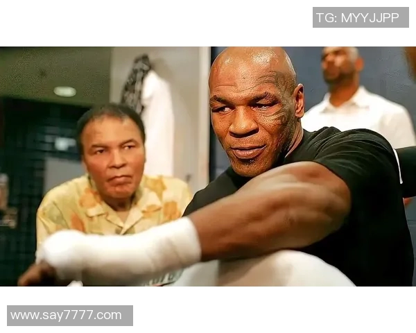 拳王阿里与泰森的世纪对决谁才是真正的拳坛传奇之王 拳王阿里与泰森的世纪对决谁才是真正的拳坛传奇之王